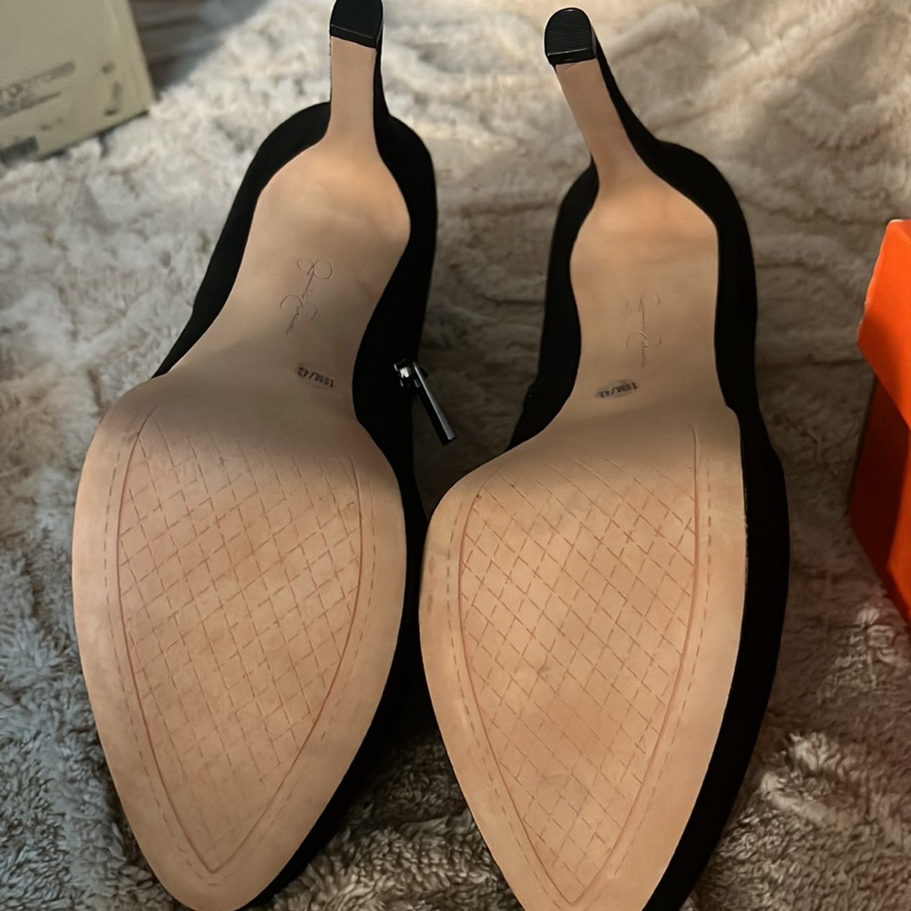 Jessica Simpson Booties - Picture 4 of 6